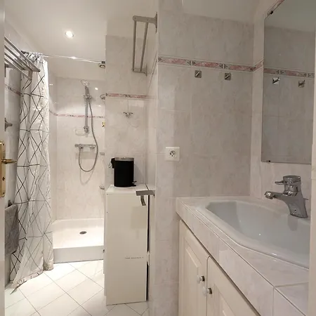 Apartment De 4 Couchages A 100m De La *